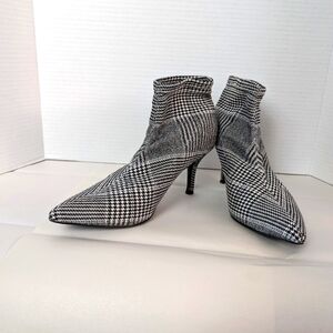 Nine West Hounds Tooth Plaid Stiletto Heel Ankle Boot. Sz 6.5 Office Siren, Punk